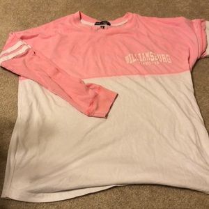 Long sleeve graphic tee super cute and comfy